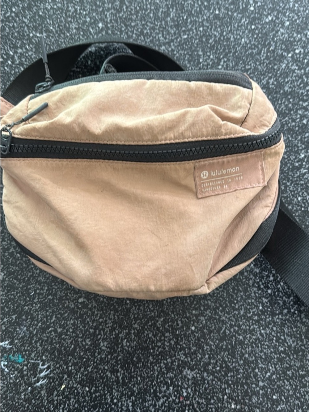 lululemon athletica Tan Men's Belt Bag with Black Trim